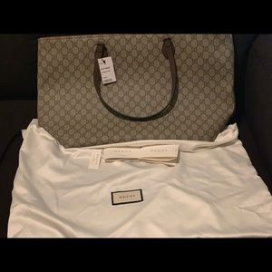 Brand New Gucci Tote. Never used 😊